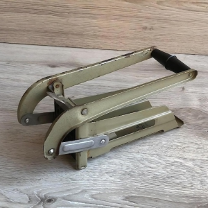 The Vintage Potato Cutter: A Kitchen Gadget That Revolutionized Meal Prep