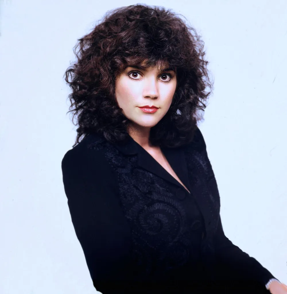 Linda Ronstadt: A Legendary Career Spanning Rock, Country, and Latin Music