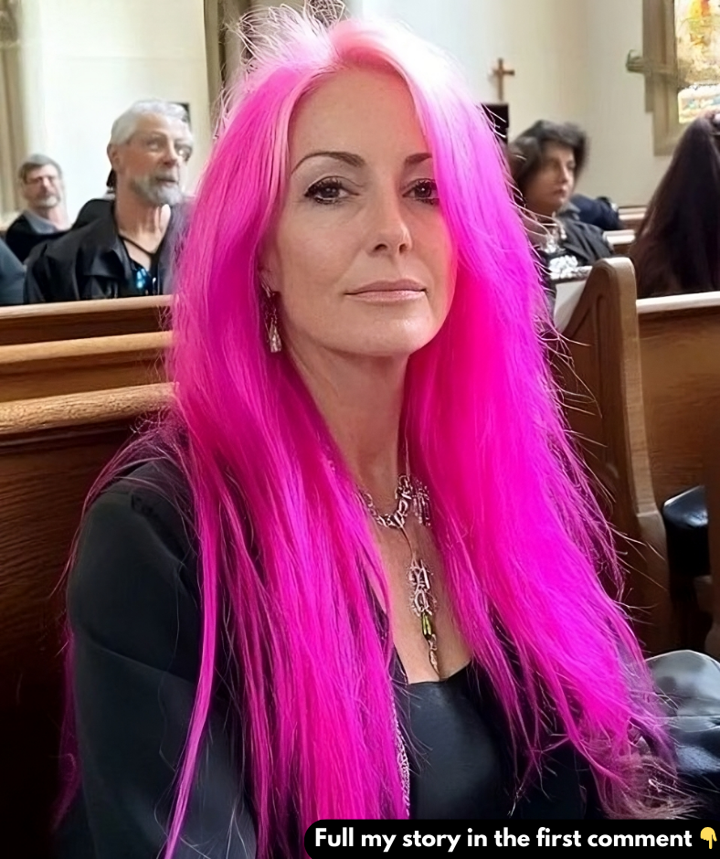 Is Bright Pink Hair in Church Disrespectful? I Can’t Seem to Wrap My Head Around It