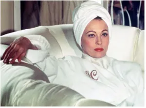 Faye Dunaway: A Hollywood Icon’s Journey Through Time