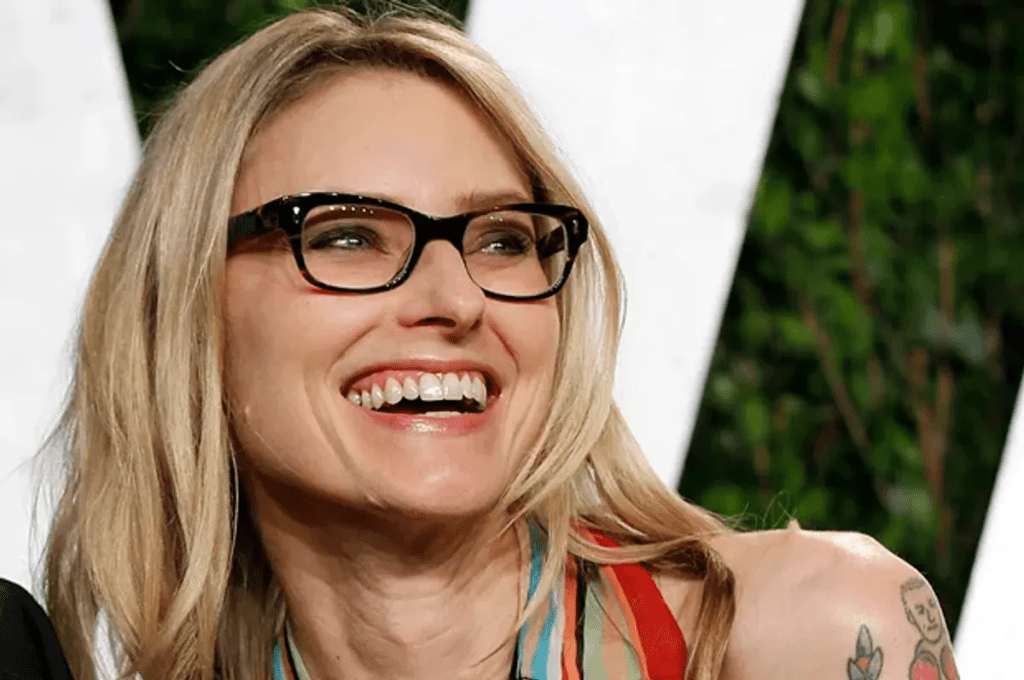 Aimee Mann: The Evolution of a Modern Singer-Songwriter Icon