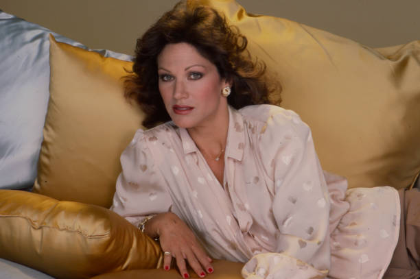 Pamela Hensley: A Glamorous Journey Through Hollywood in the 70s and 80s