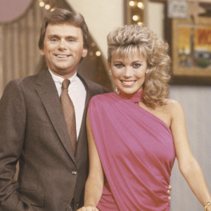 Vanna White – The Face of “Wheel of Fortune” for Generations