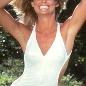 A Rare Collection of Iconic Photos of Suzanne Somers: From Glamorous Red Carpets to Behind-the-Scenes Moments A Rare Collection of Iconic Photos of Suzanne Somers: From Glamorous Red Carpets to Behind-the-Scenes Moments