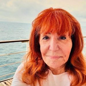 This former talk show host was absolutely HUGE in the 80s and 90s, but now she claims no one recognizes he This former talk show host was absolutely HUGE in the 80s and 90s, but now she claims no one recognizes he