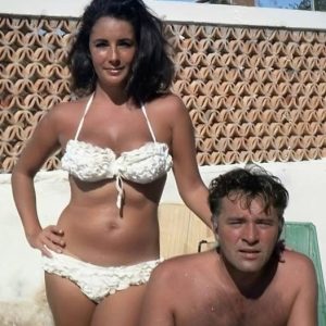 Fiery Passion and a Famous Divorce: The Love Story That Captivated Hollywood And Their Unseen Photos! Fiery Passion and a Famous Divorce: The Love Story That Captivated Hollywood And Their Unseen Photos!