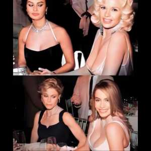 The iconic photo of Sophia Loren and Jayne Mansfield recreated by Sofia Vergara and Julie Bowen. What Sophia Loren said about her iconic photo with Jayne Mansfield The iconic photo of Sophia Loren and Jayne Mansfield recreated by Sofia Vergara and Julie Bowen. What Sophia Loren said about her iconic photo with Jayne Mansfield