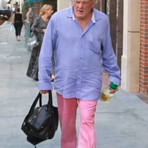 “The Heartthrob Of 70s Is Unrecognisable Now”: Fans Didn’t Know That The Old Man Passing By Was Once Their Idol! “The Heartthrob Of 70s Is Unrecognisable Now”: Fans Didn’t Know That The Old Man Passing By Was Once Their Idol!