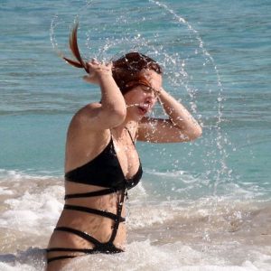 The Siren Who Commands the Screen and Stage The Siren Who Commands the Screen and Stage