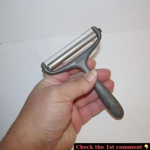 The whole internet collaborated and couldn’t find what this is. I’m not sure what this is, 90% of people don’t know too…