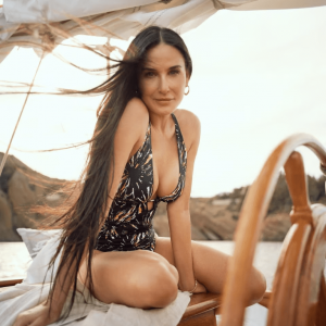 Radiant, talented, and absolutely iconic—she’s inspired generations with her artistry and resilience