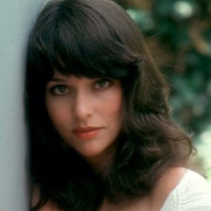 This Sweet Yet Seductive Beauty Once Made America Hold Its Breath